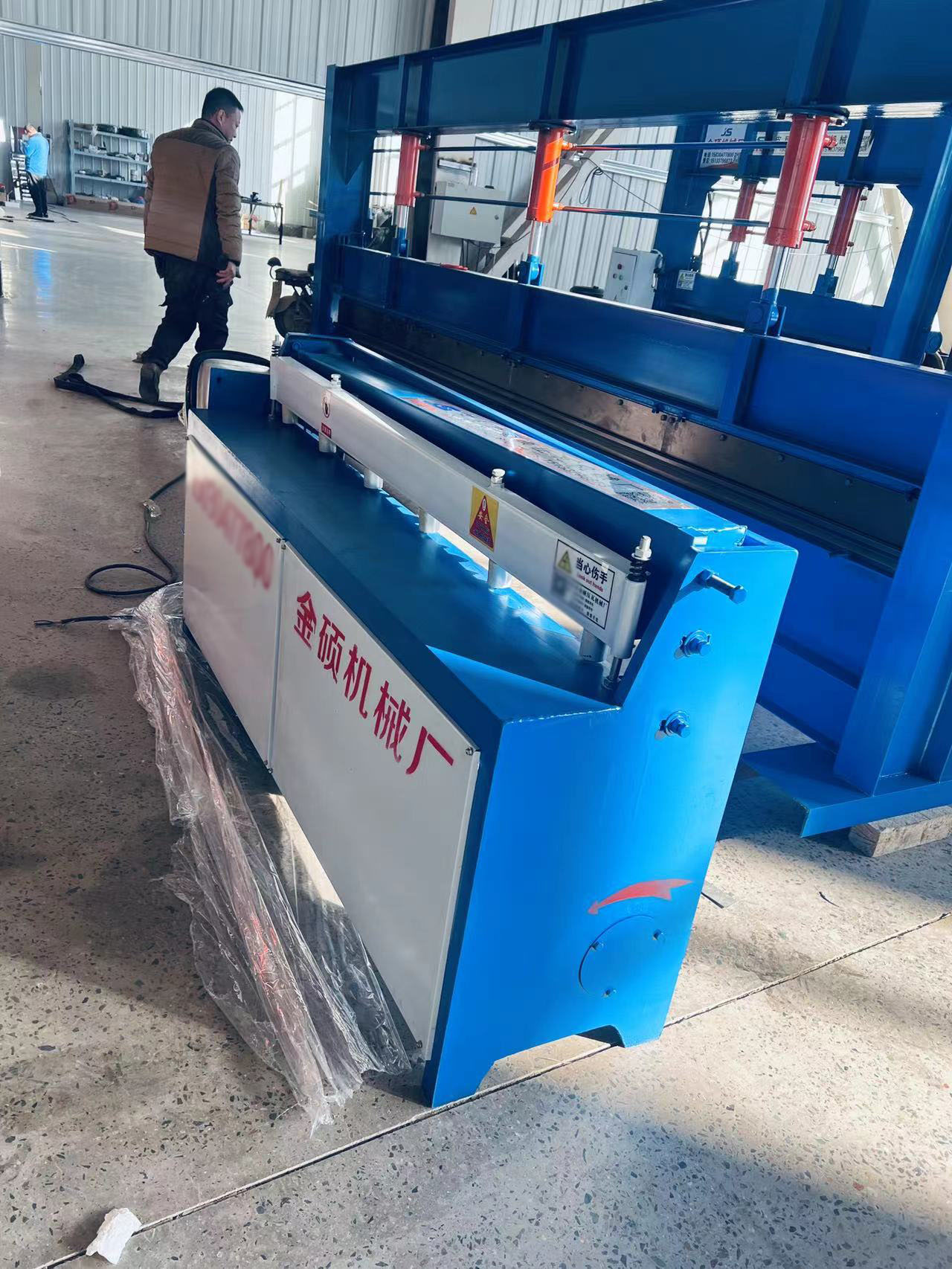 电动高速剪板机 金硕 不锈钢板剪板设备 镀锌板剪板机