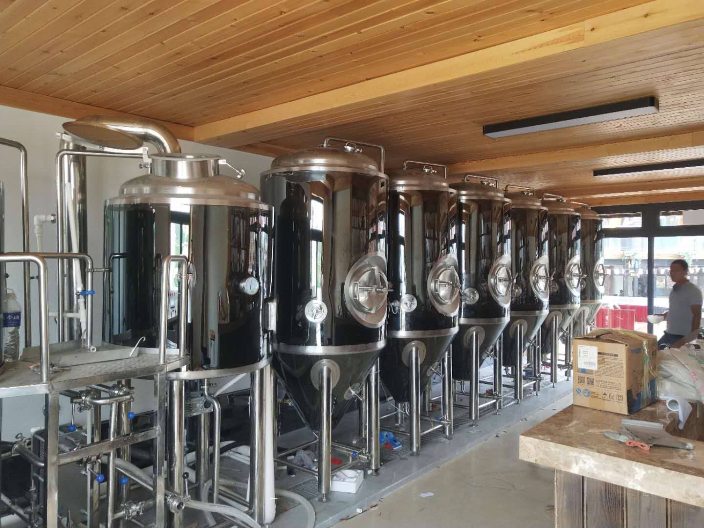 广西3000升精酿啤酒设备啤酒糖化设备机器