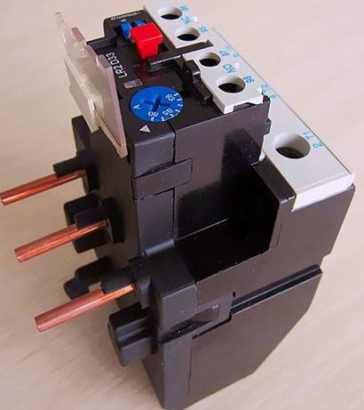 接触器热过载保护器 面板式固态继电器 温度控制继电器