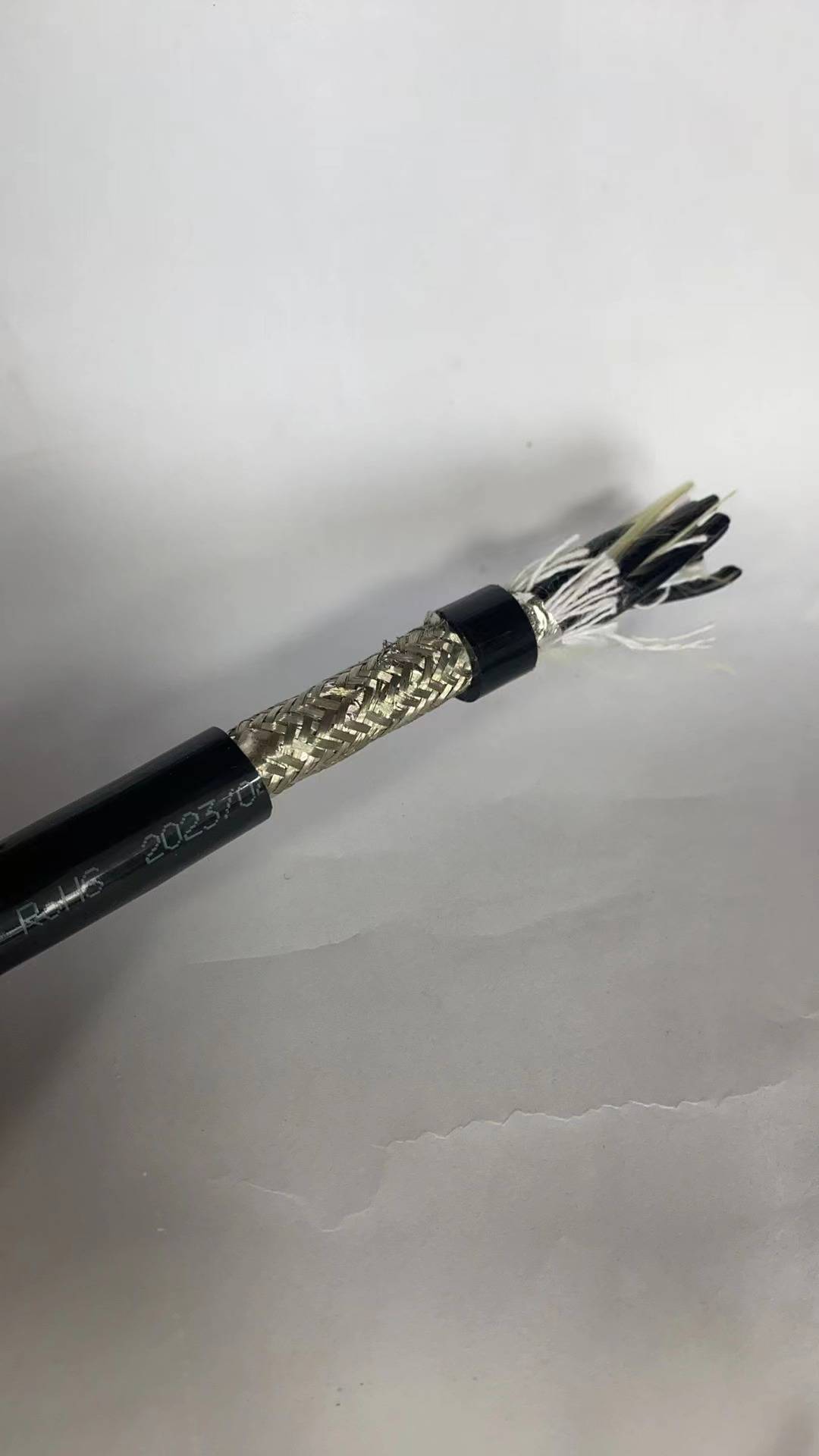 艾普达现货拖链电缆 PVC护套800万次弯折不断