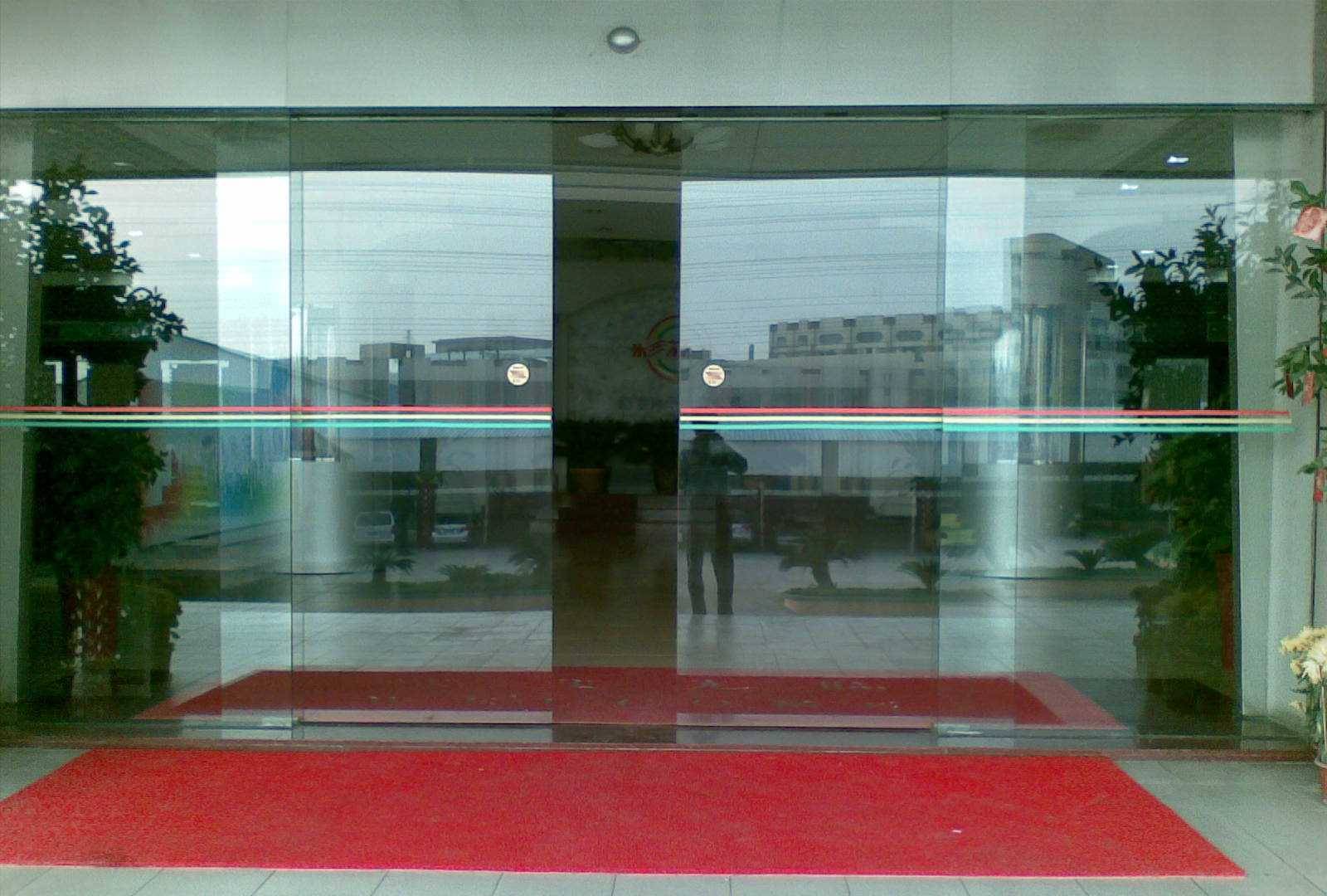 上海虹口自动门维修安装|感应门维修安装|电动门维修安装