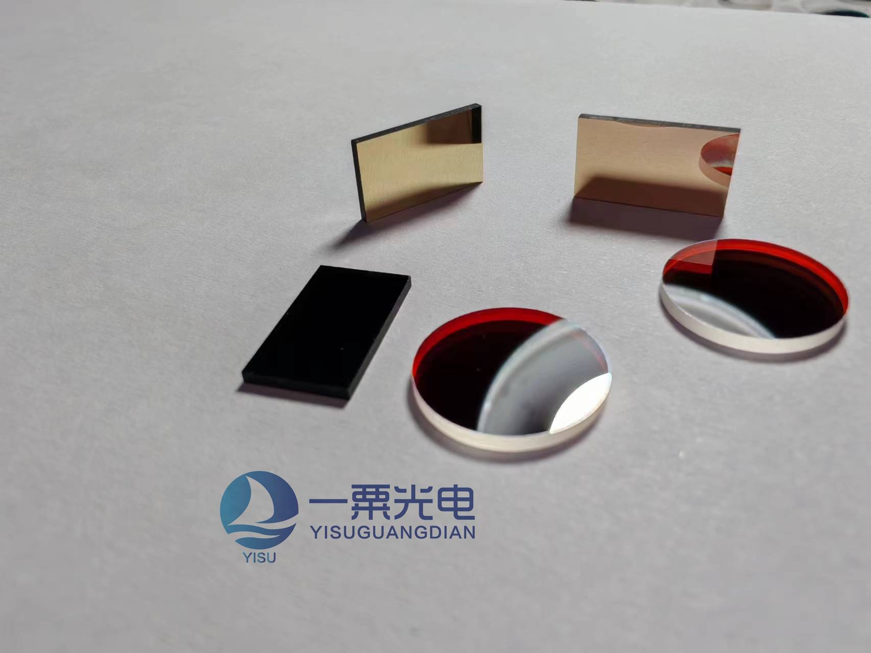 一粟红外夜视仪滤光片850nm窄带滤光片带通滤光片生产加工