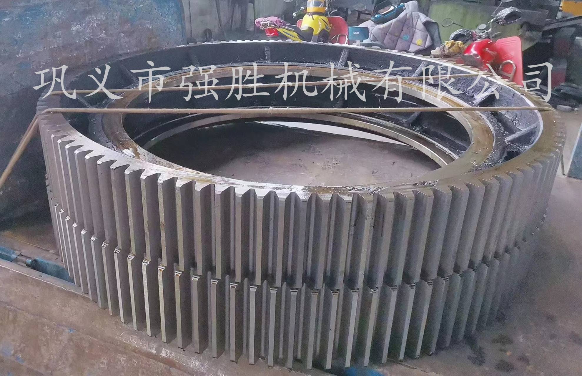 厂家批量供应球磨机大小齿轮端盖轴承座联轴器 型号多样 按需定做