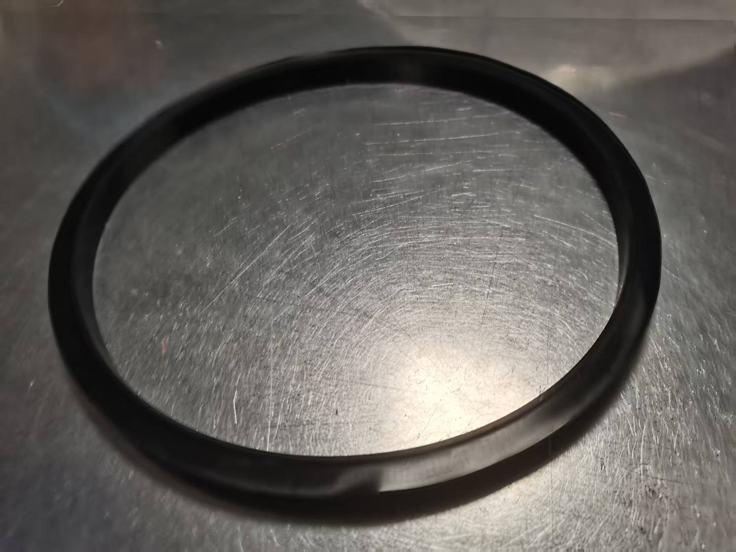 耐高温耐腐蚀硅胶桶盖密封圈，密封绝佳，适用于电器机械设备，品质有保障！