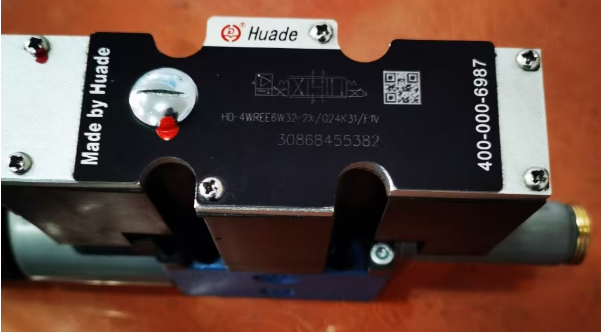 HD-4WREE6W32-2X/G24K31/A1.电磁比例换向阀