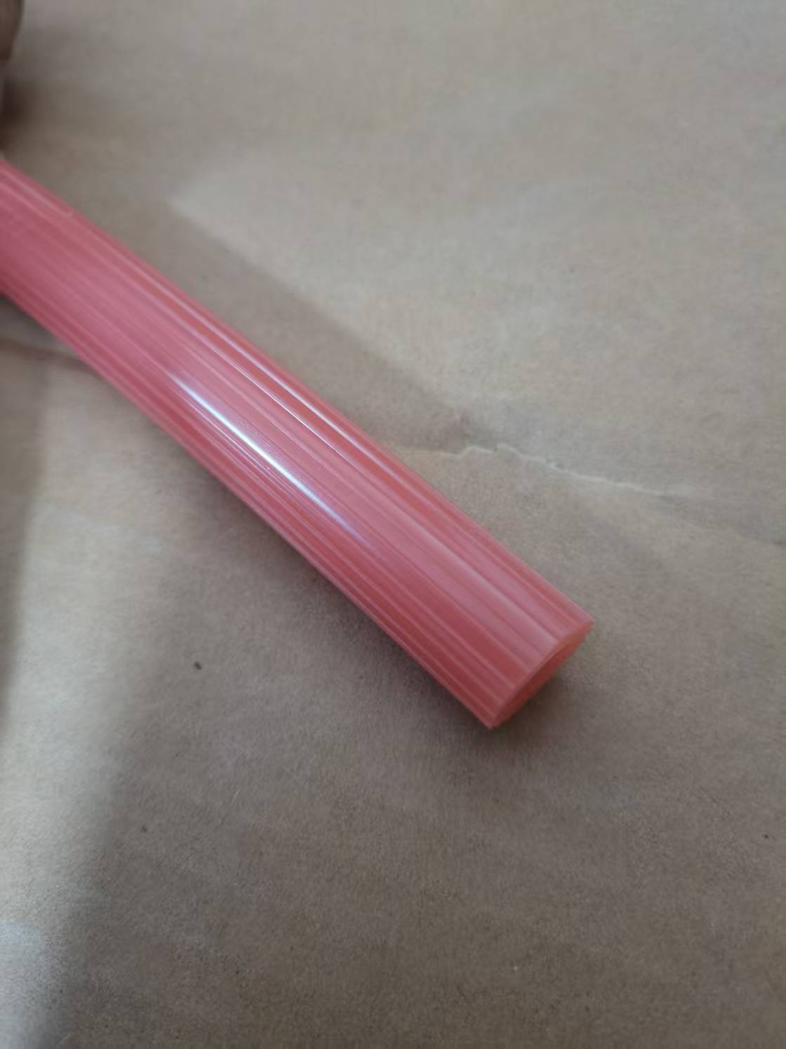 高品质硅胶管，耐受极限温度与化学品侵蚀，适用于制药、生物医疗等多领域