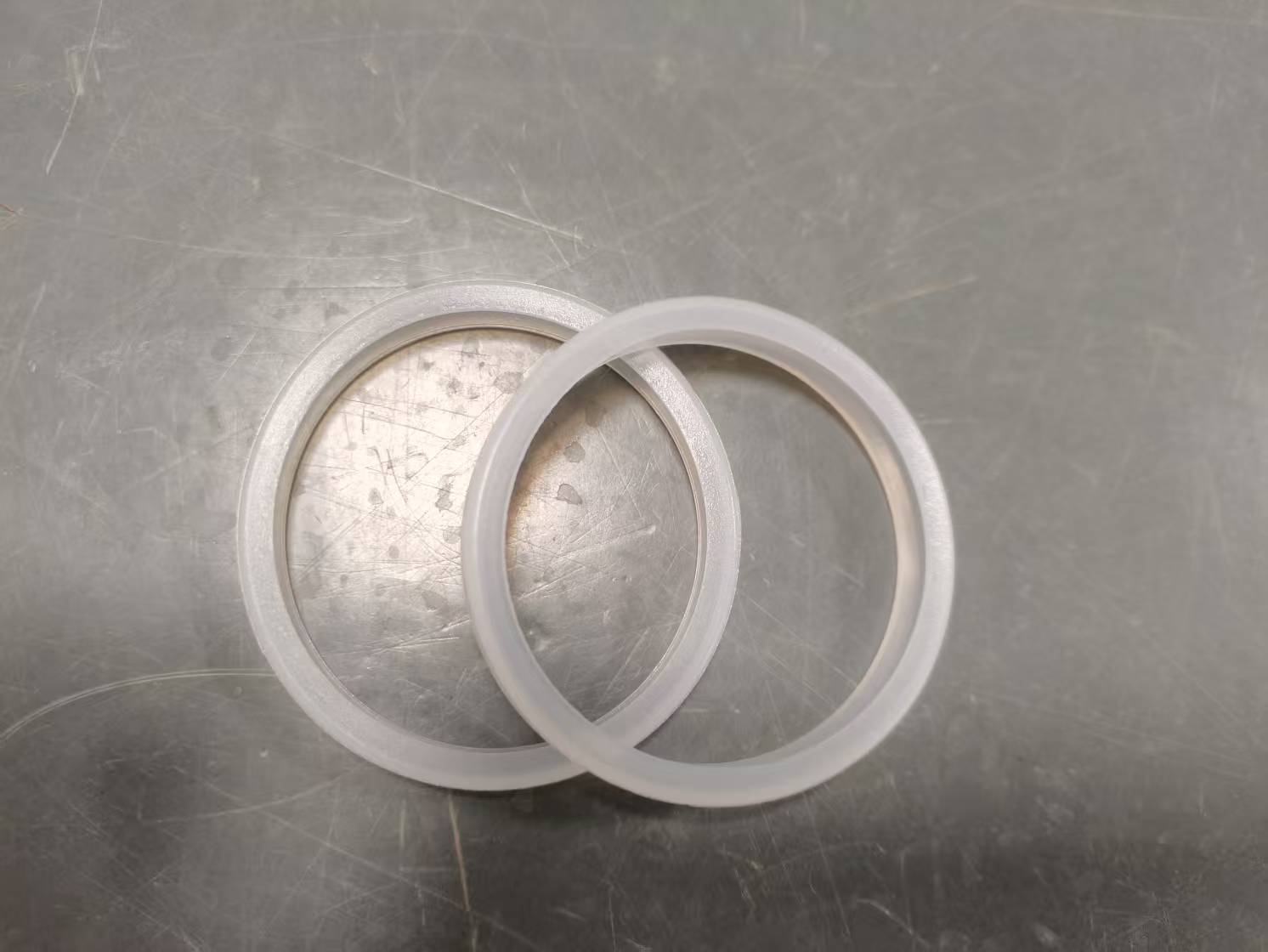 耐高温硅胶件专业为企业解决各种密封问题