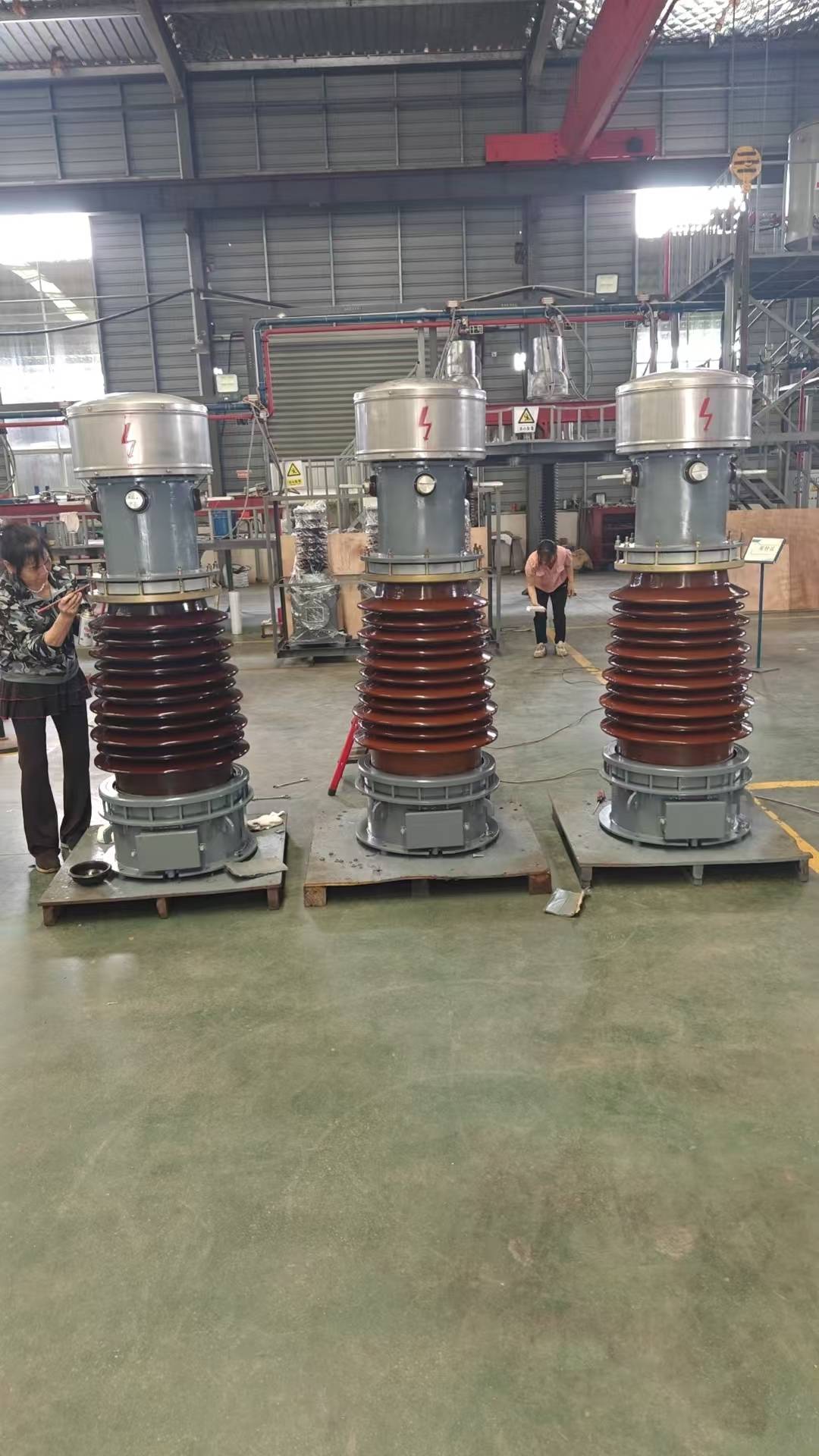 出口型LB5-66W2/100/5/0.2S/0.5户外60KV油浸式电流互感器