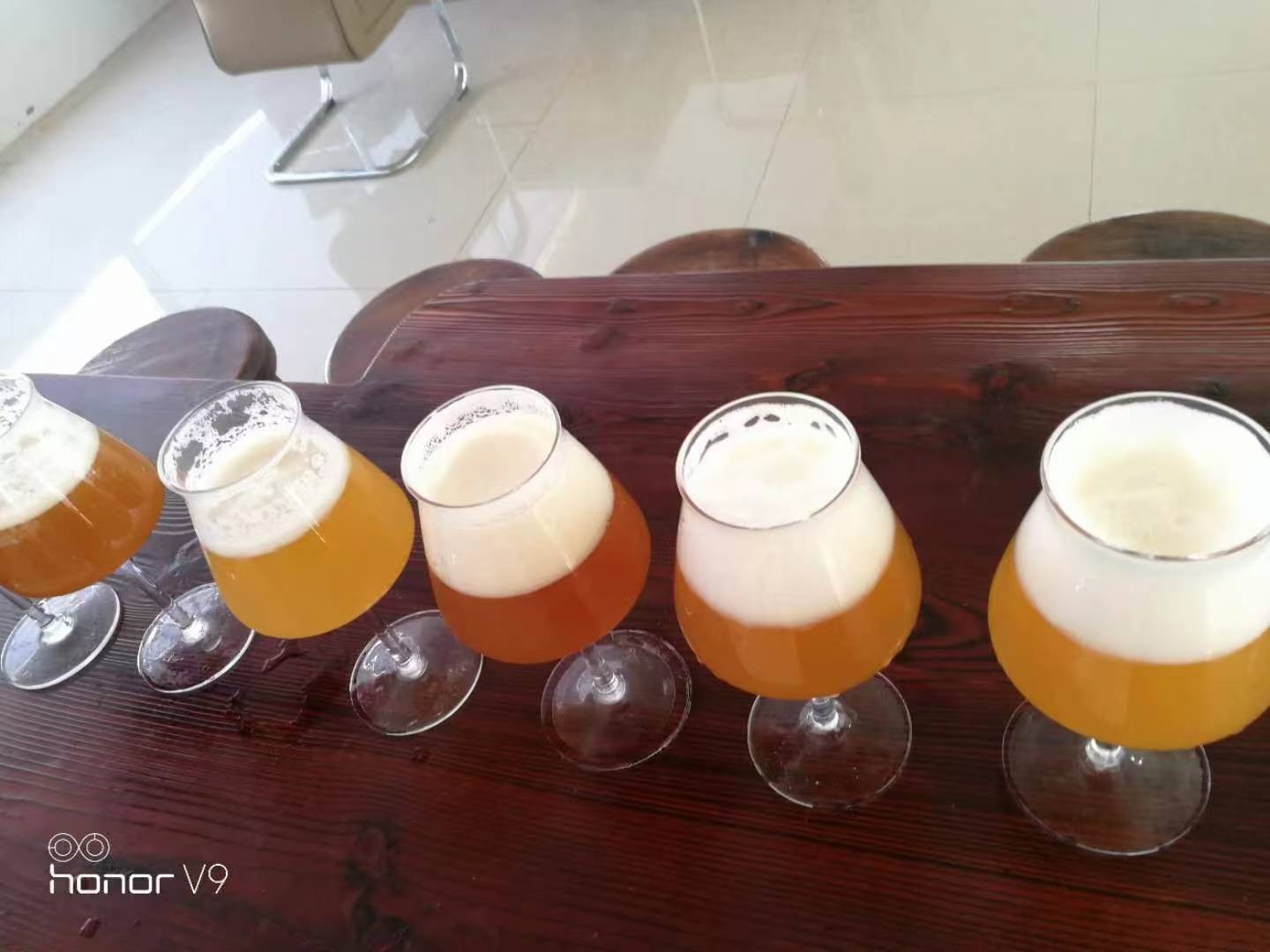 洛阳酒店啤酒屋1500升的精酿啤酒设备啤酒糖化设备