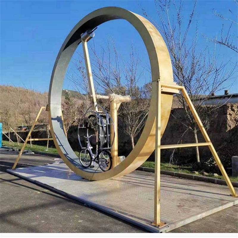360旋转自行车是如何停在空中的