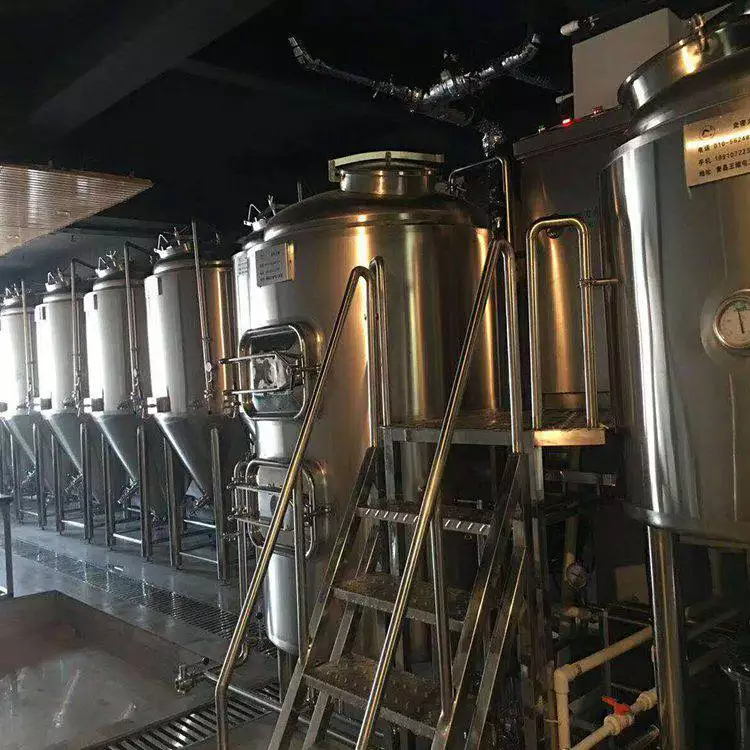 啤酒设备厂家两锅三器精酿啤酒糖化设备啤酒机器