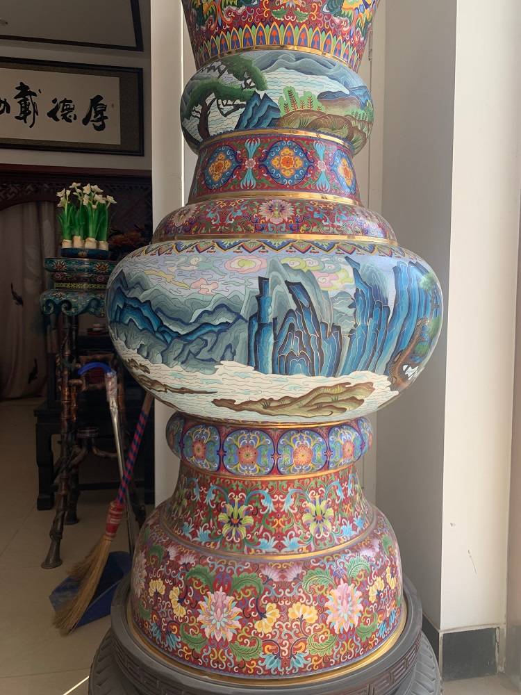 景泰蓝花瓶摆件景泰蓝工艺品景泰蓝工厂景泰蓝厂家景泰蓝纯手工制作紫铜胎工艺高温烧制而成