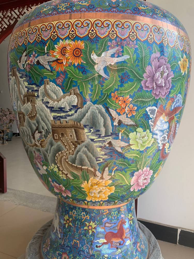 景泰蓝花瓶景泰蓝加工景泰蓝装饰景泰蓝家具景泰蓝工艺品景泰蓝定制景泰蓝定做景泰蓝神兽