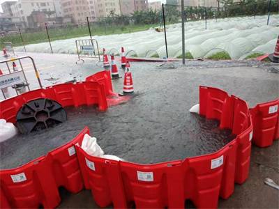 组合式L型防洪板，红色挡水板抗洪更安心