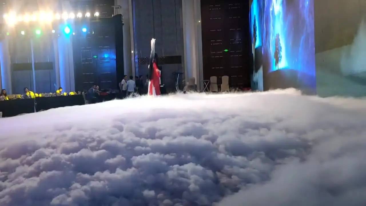 上海干冰机租赁 上海干冰机出租 上海烟雾机租赁 上海烟雾机出租  上海地烟机租赁