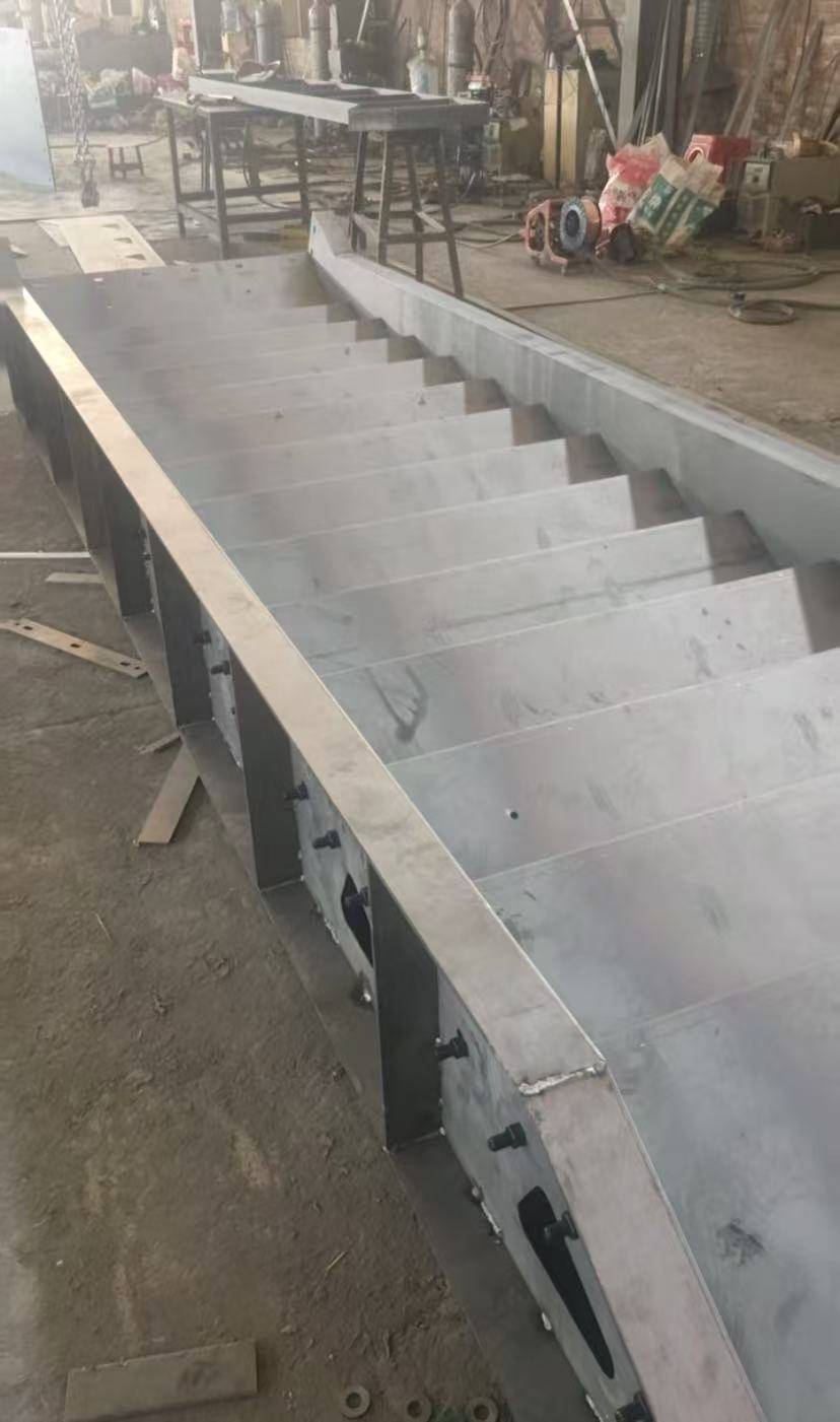 可重复使用楼梯钢模具 快速支模拆模 楼梯成型标准 施工效率高