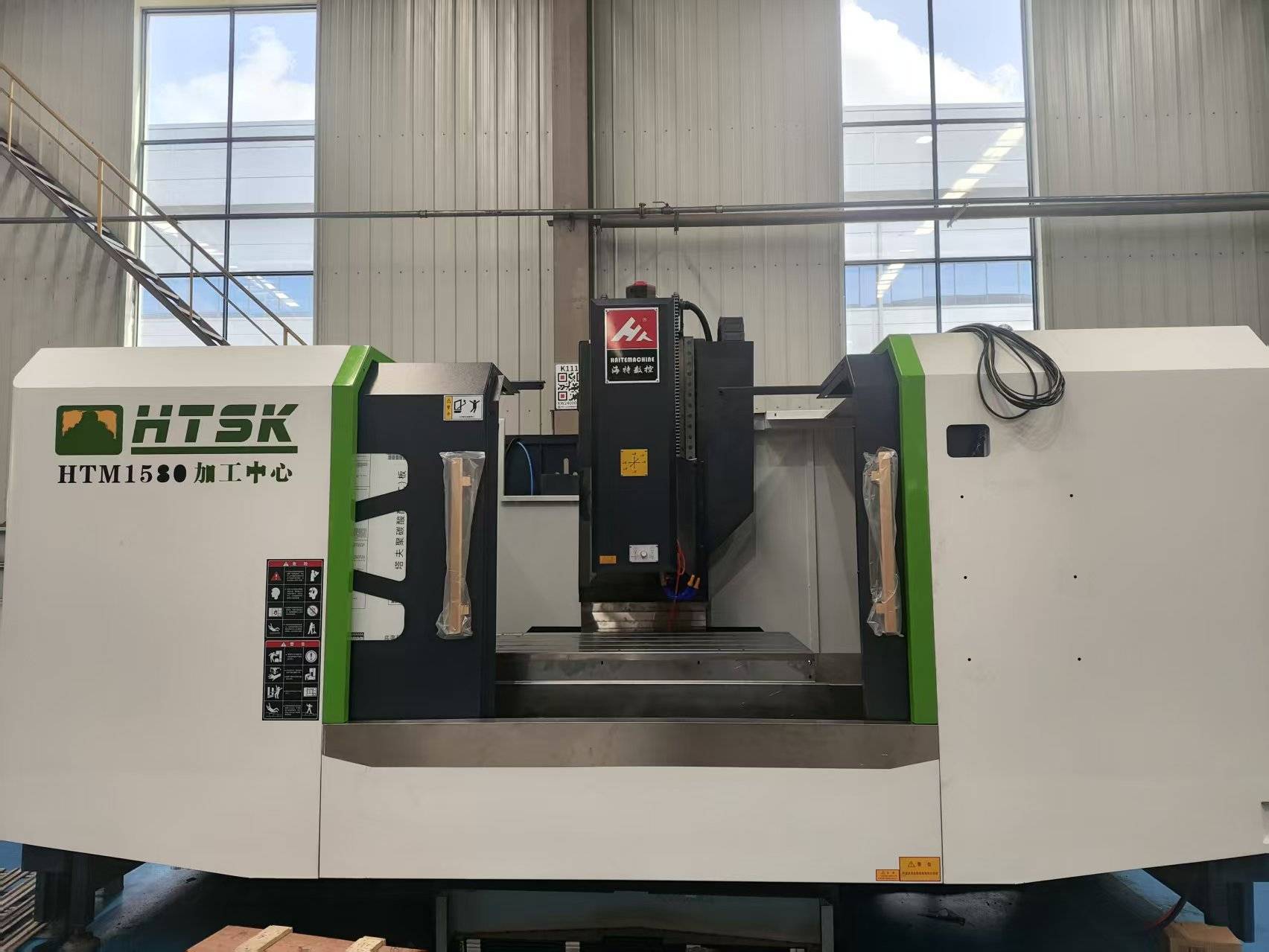 大型高刚性立式加工中心HTM1580
