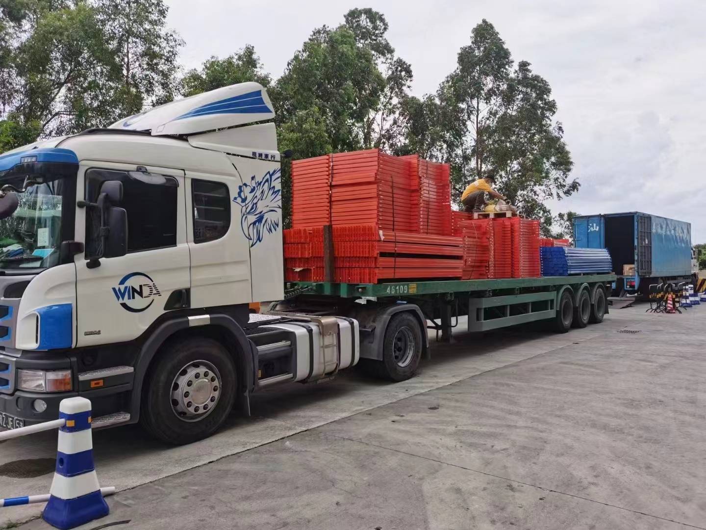 关于中港 澳门物流车