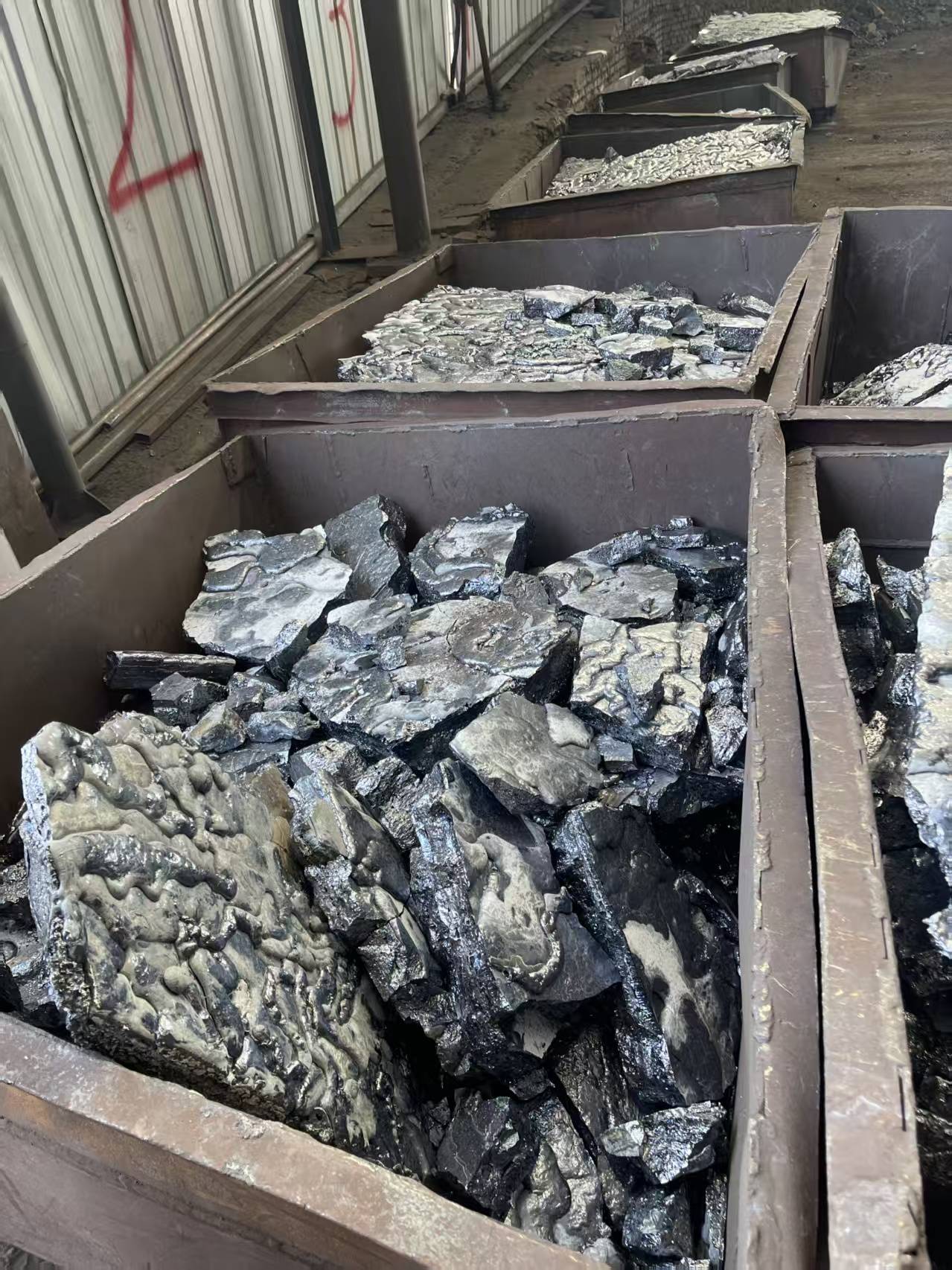 金铄工业硅：多元形态规格齐全，适配多行业采购与生产应用